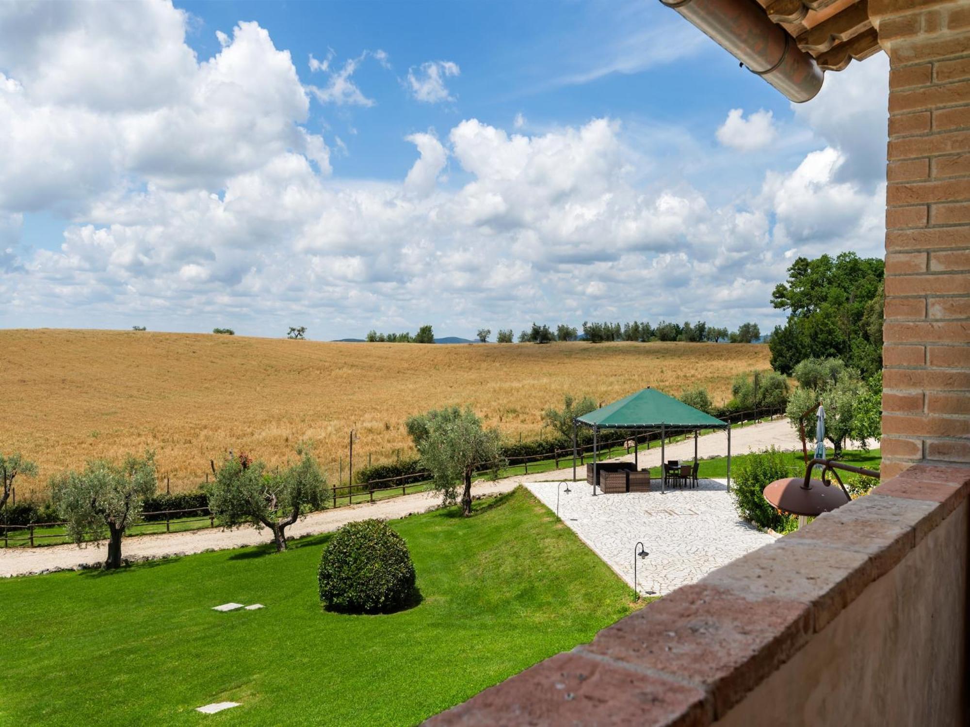 Elegant Apartment Only 1 Hour From Rome Narni Exterior photo