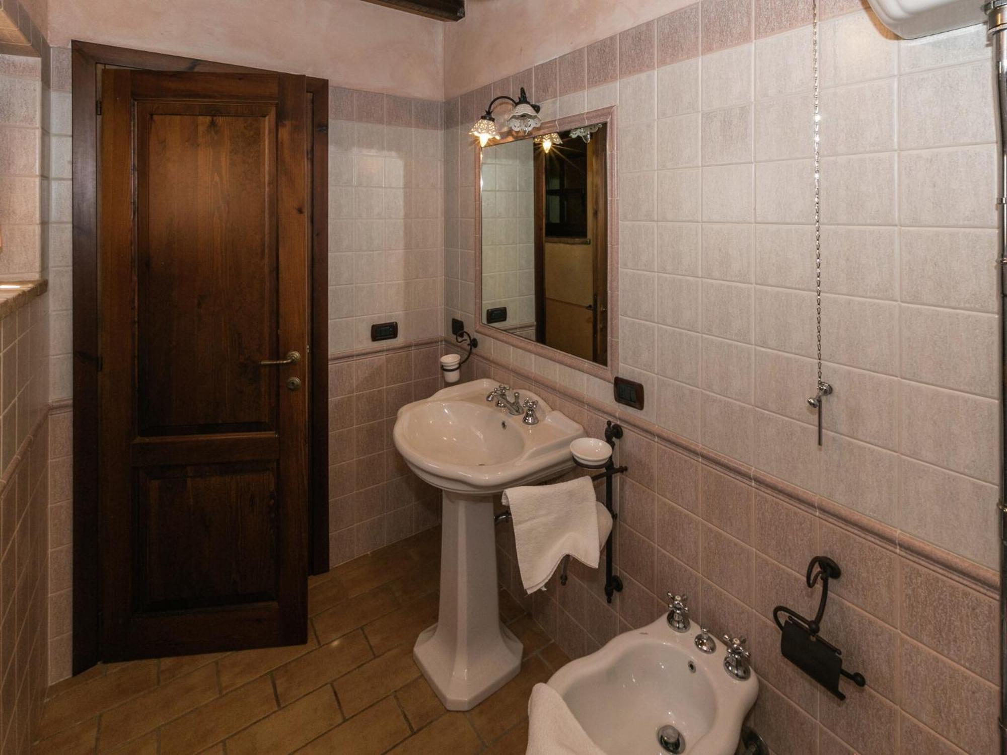 Elegant Apartment Only 1 Hour From Rome Narni Exterior photo